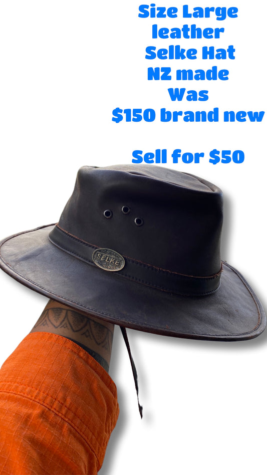 Selke Leather hat Size L