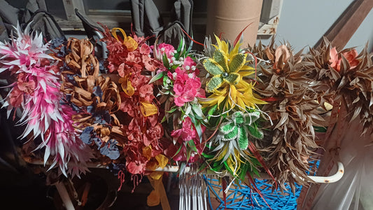 Ei Katu, Foufou (flower crowns)